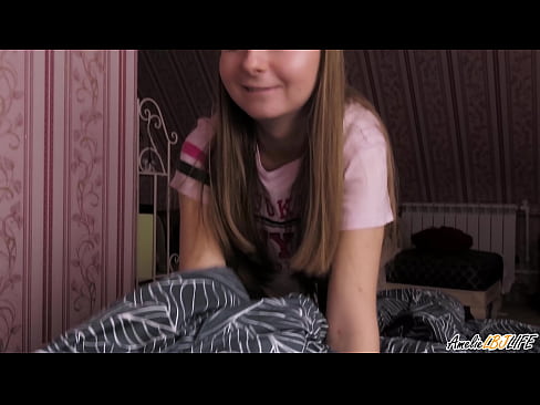 ❤️ Blondi imee hänen BFF:nsä syvälle ja saa spermaa suuhunsa ❤️❌ Kotitekoinen porno at us ❌❤